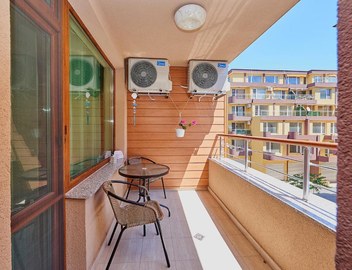 Art Apartments In Pomorie Extérieur photo